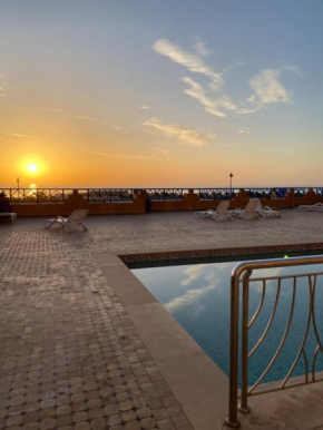 Beachside Retreat - Pool & Vibes